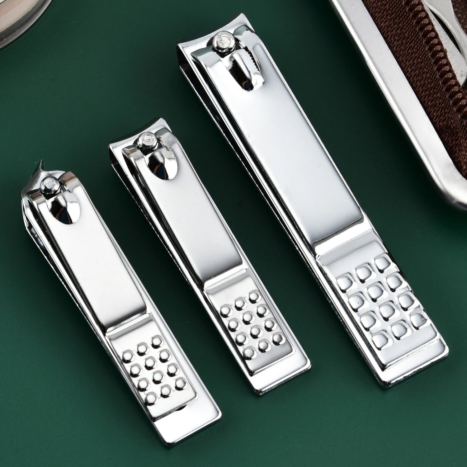 26 Piece Set Stainless Steel Nail Clippers Set Household Nail Cutter Suit with Box Trimmer Grooming Manicure Pedicure Nail Tools