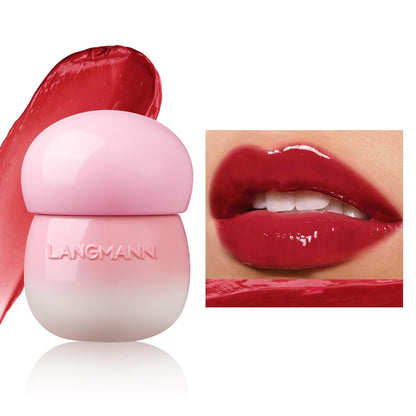 Mushroom Magic: Luxurious Moisturizing Lip Plumper for Luscious Lips